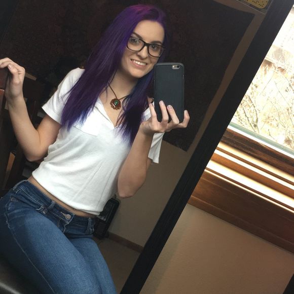 Meet your Posher, Bailey - Picture 1 of 1